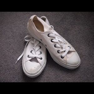 White converse