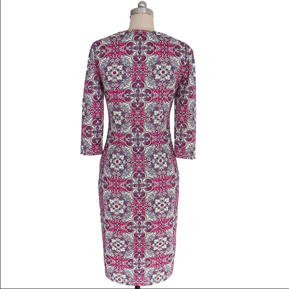 Red Flower Print Bodycon Dress - Picture 2 of 4