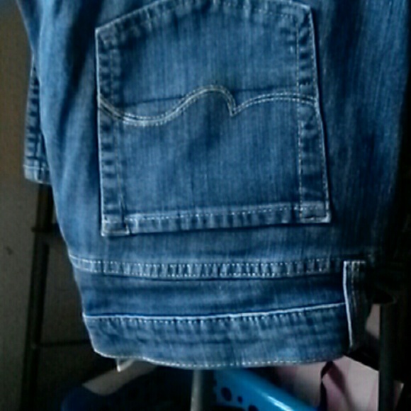 Jeans - Picture 2 of 3