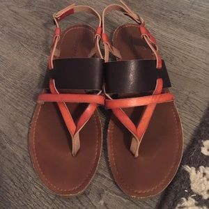 Mossimo black & tan sandal