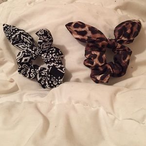 Pack of Two Scrunchies