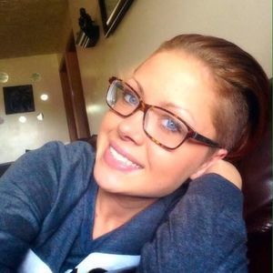 Meet your Posher, Dani