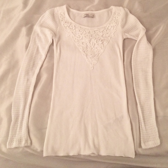 Abercrombie & Fitch white waffle long sleeve 🌬