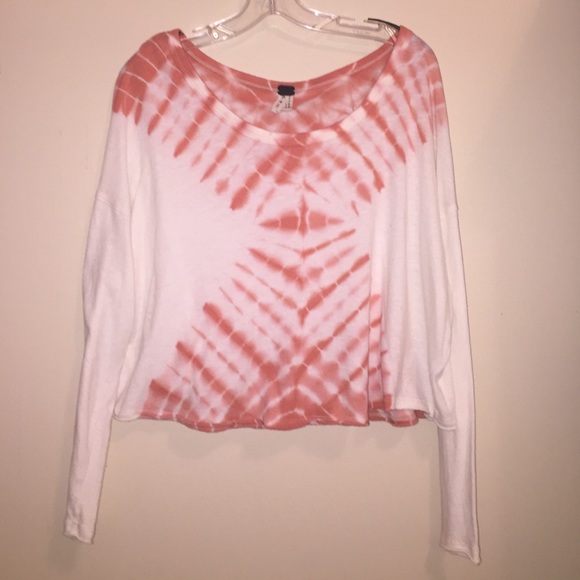 Long sleeve crop top. Size small
