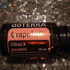 15 ml grapefruit HALF FULL