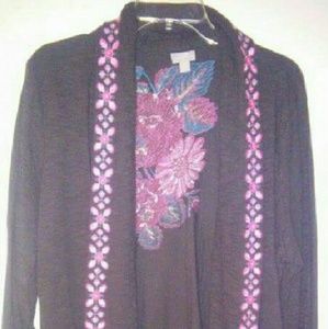 Feel the pre-love.... Ladies embroidered duster