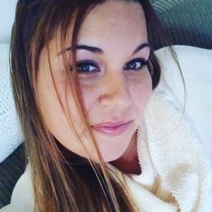 Meet your Posher, Monique