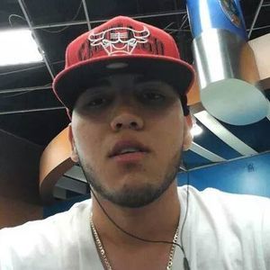 Meet your Posher, Eduardo