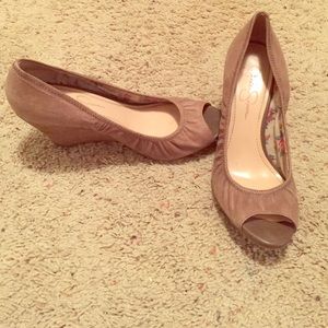 Jessica Simpson wedges