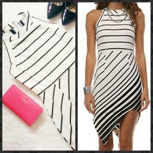 🎉SALE🎉 Black & White Asymmetric Dress