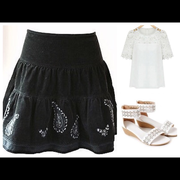 Zara Boho Style Corduroy Peasant Skirt