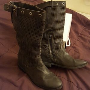Mid boots