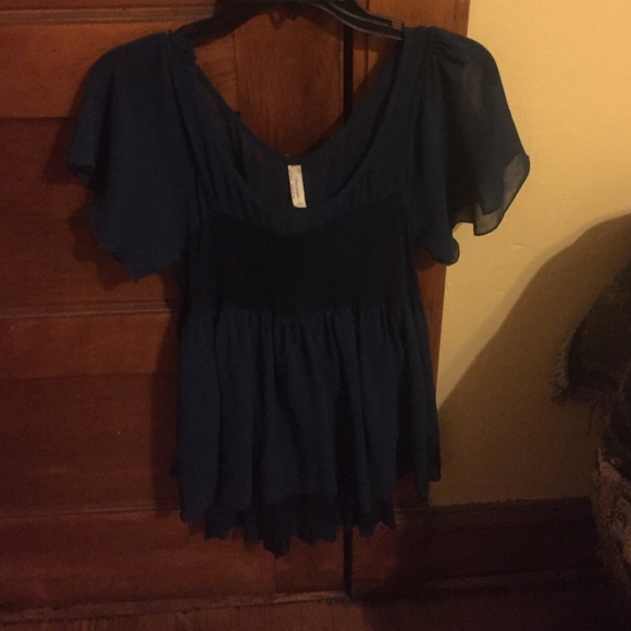Romantic Free People tunic with lace up back