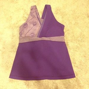 Reposh! Lulu Tank Top!