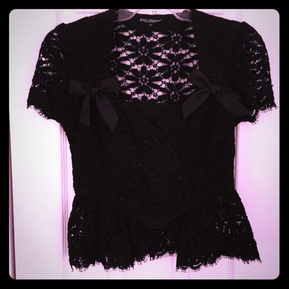 Betsey Johnson Crocheted top size 4