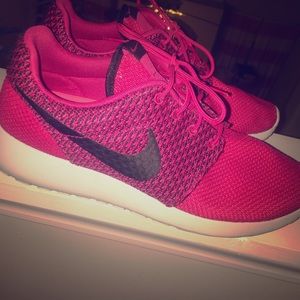 Pink Nike Roshe Runs