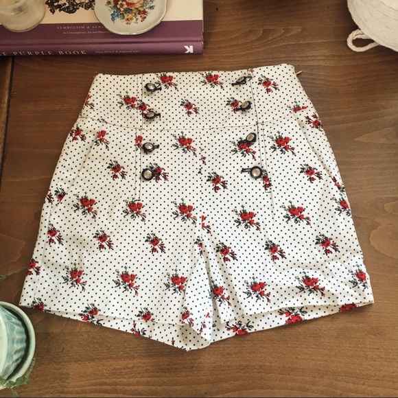 Zara high waisted shorts