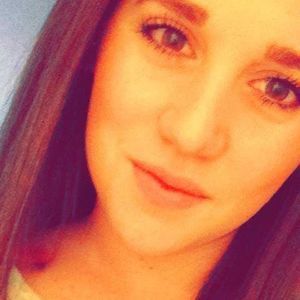 Meet your Posher, Becca