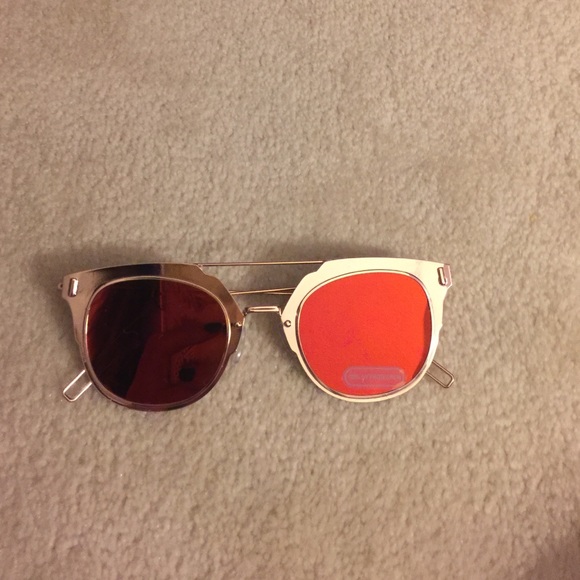 Cool back to the future style sunnies!!
