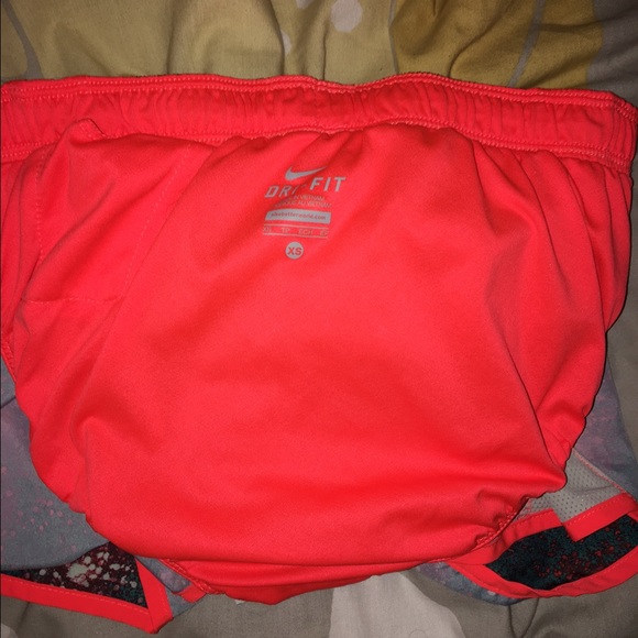 Nike shorts - Picture 4 of 4