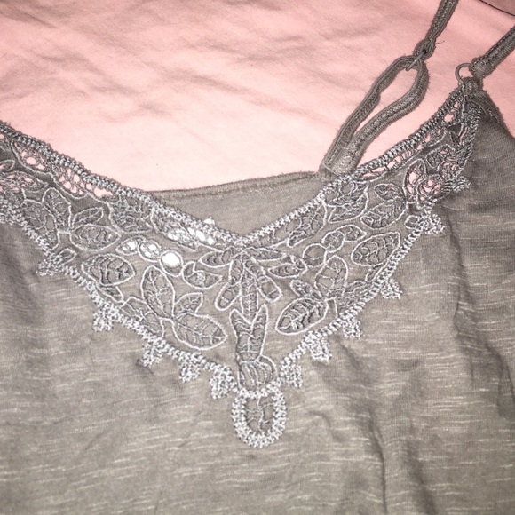 Tank top - Picture 2 of 2