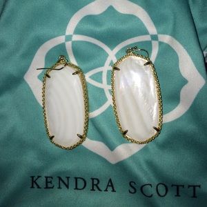 Pearl white Kendra Scott. 50 dollars!!!!