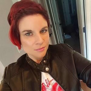 Meet your Posher, Stacy