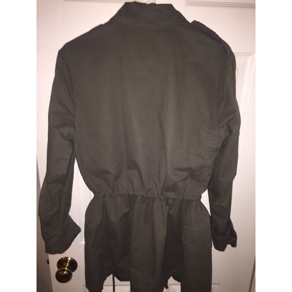 BB Dakota military khaki green jacket - Picture 2 of 2