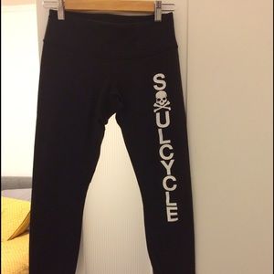 BRAND NEW size 6 Lululemon Soulcycle wonder unders