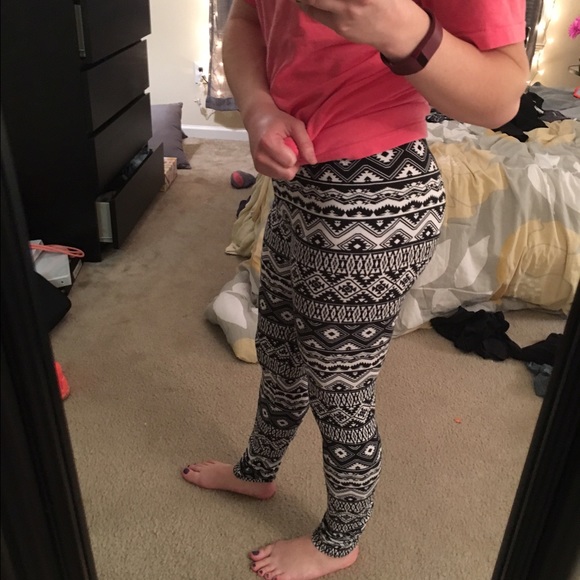 Tribal print leggings - Picture 1 of 3