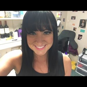 Meet your Posher, Danielle