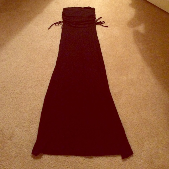Black modcloth maxi dress