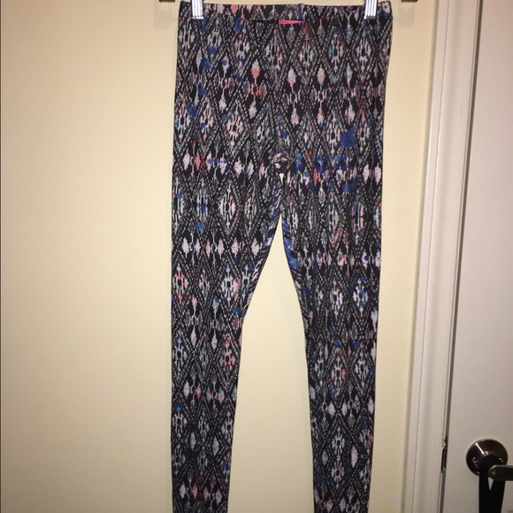 Patterned leggings - Picture 1 of 2