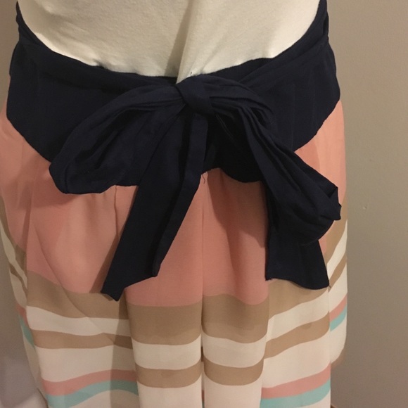 Fun Spring/Summer Dress - Picture 3 of 3