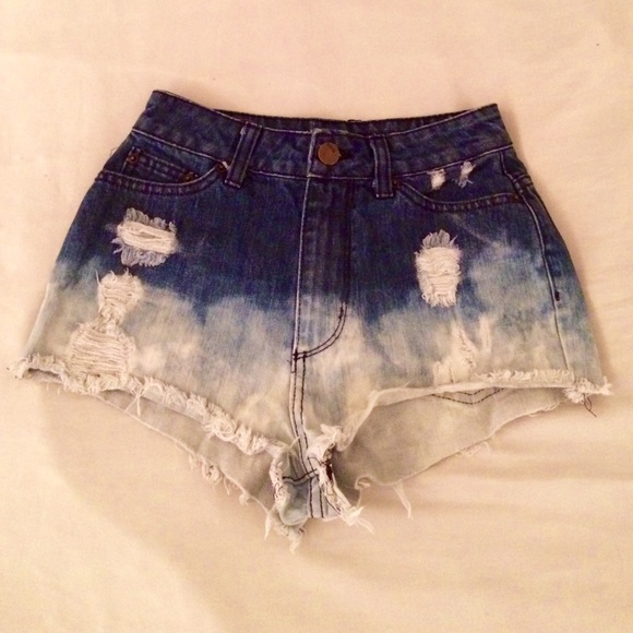 BDG High Rise Cheeky Shorts ✨