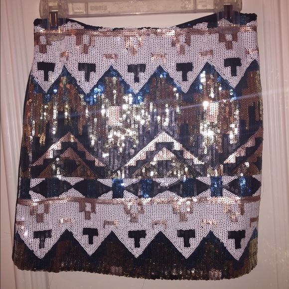 Sequin fitted skirt