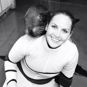 Meet your Posher, Caitlin