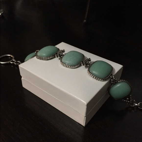 Cute turquoise toggle bracelet!