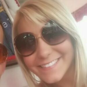 Meet your Posher, Khristina