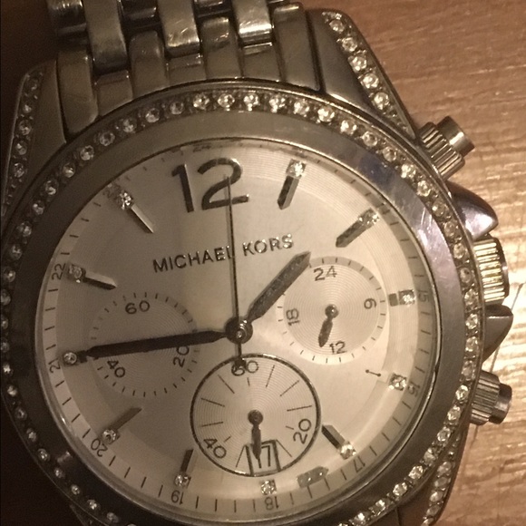 Michael kors watch - Picture 2 of 2
