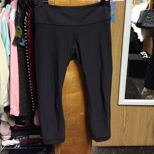 Reversible Black Cropped Wunder Unders