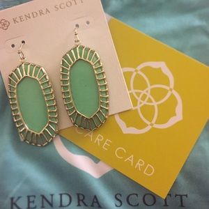 Kendra Scott mint earrings