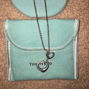 Quick sale! Tiffany & co Elsa peretti necklace
