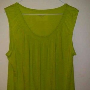 Women's tank top... Pre lovely