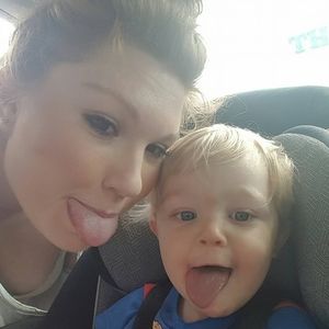 Meet your Posher, Holly