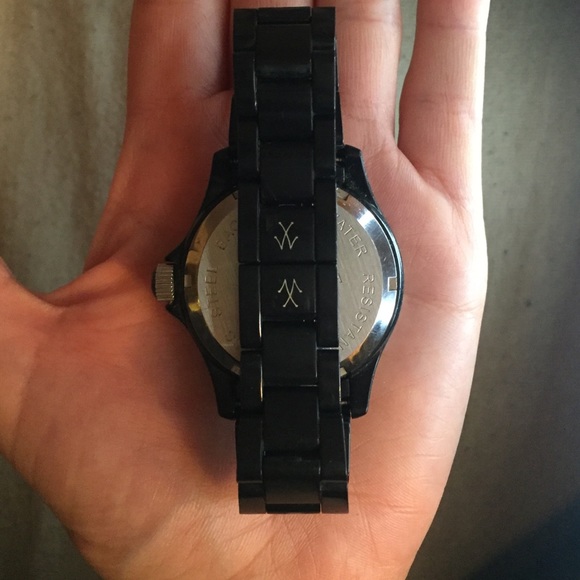 Toy watch.