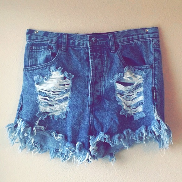 One Teaspoon Shredded Outlaws Jean Shorts