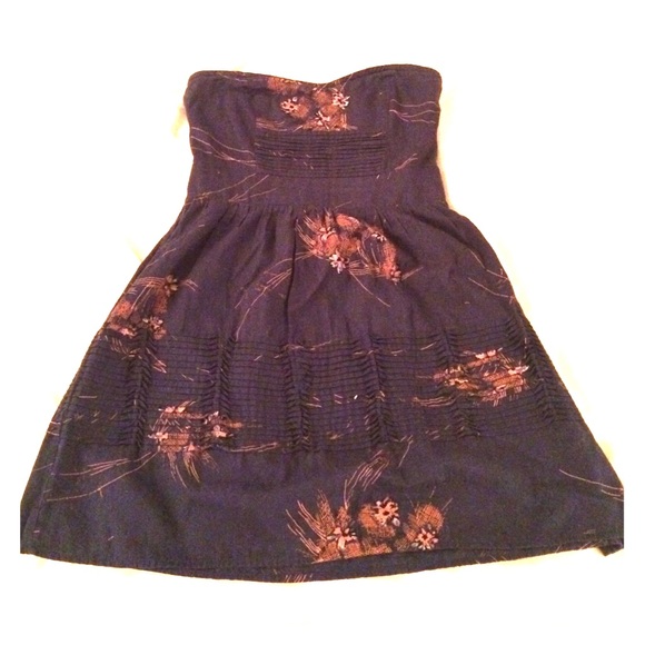 Kimchi Blue Strapless Dress 👒