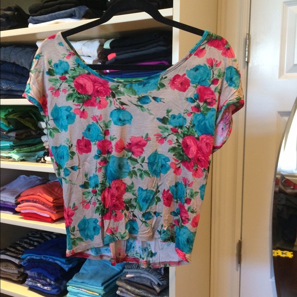 Like new bjewel top