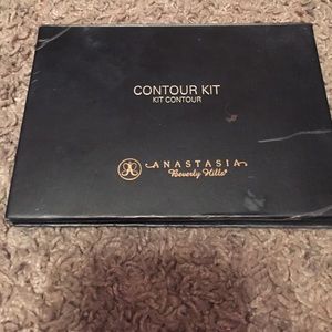 Anastasia Powder Contour Kit